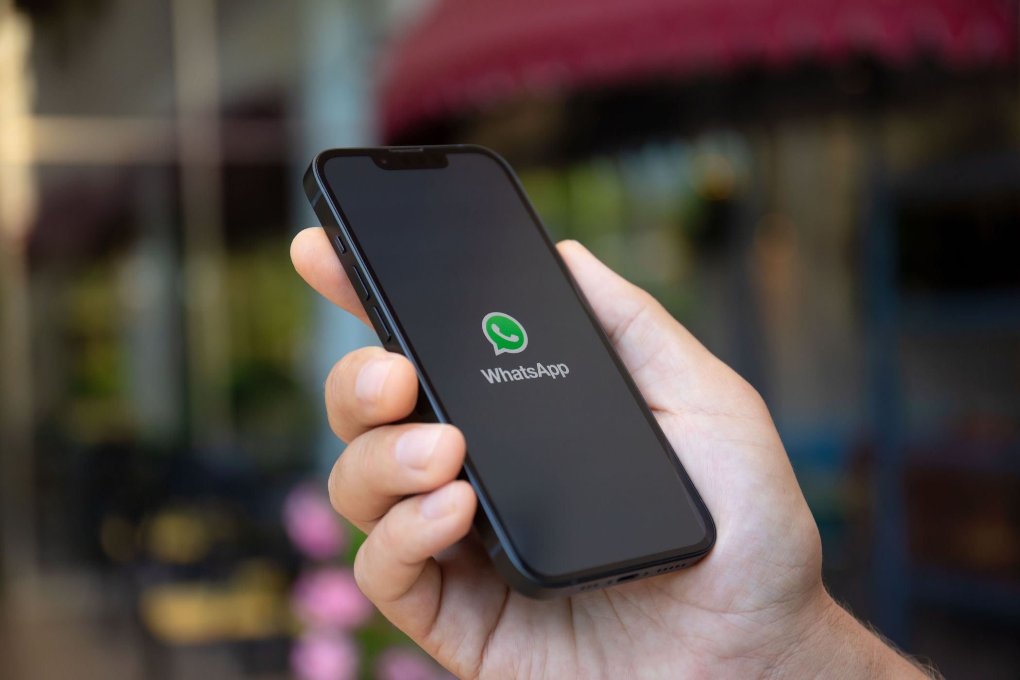 what-to-do-when-a-random-person-messages-you-on-whatsapp